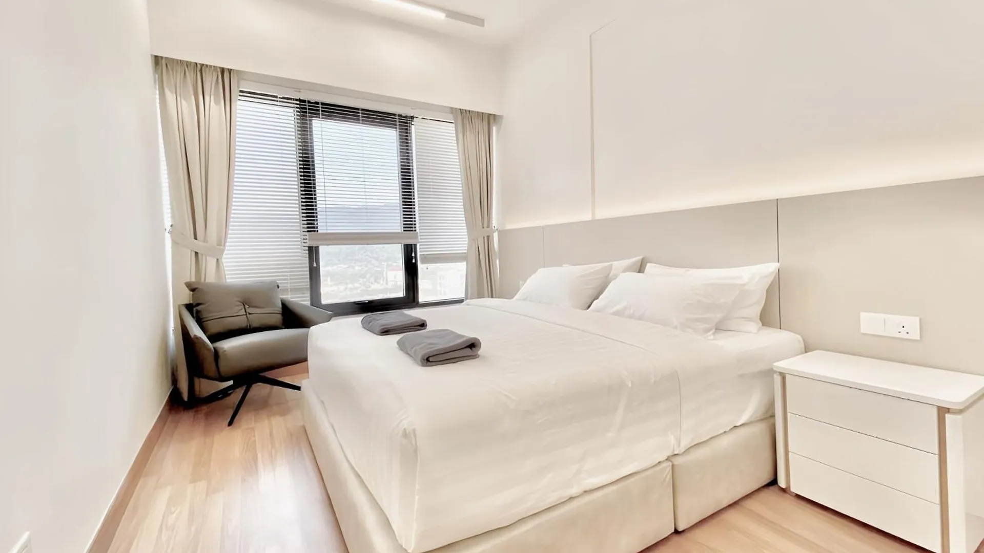 Tropicana 218 Macalister Penang George Town Apartment
